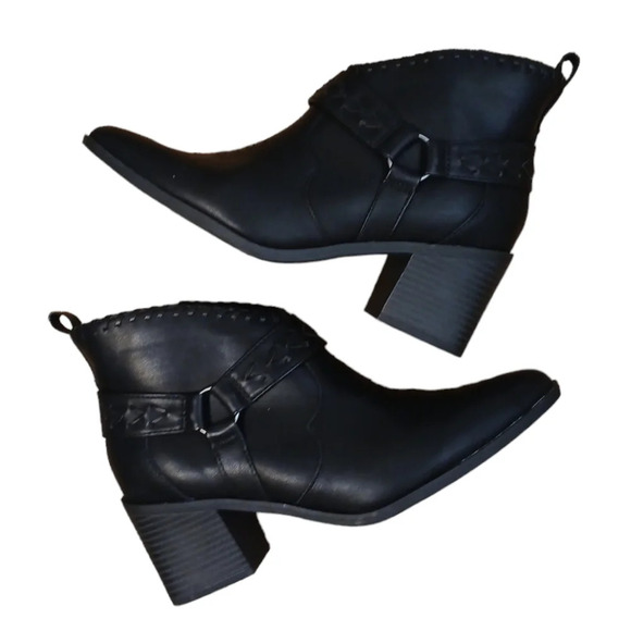 Frye and Co. Black Western Ankle Boots Booties size 7.5 - Picture 1 of 9